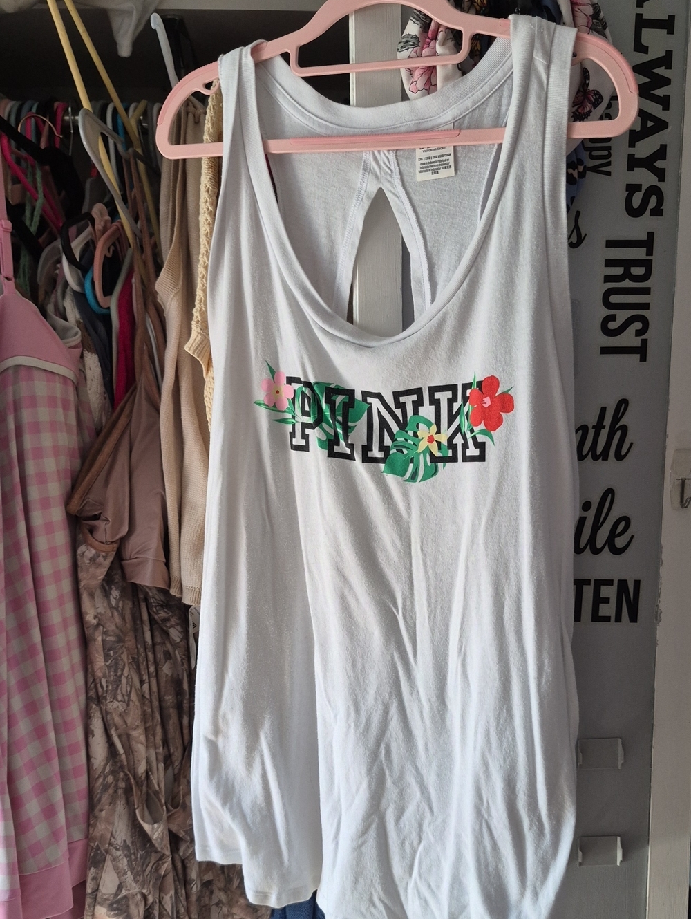 PINK Victoria's Secret White Tank with Tropical Floral Logo Xxl